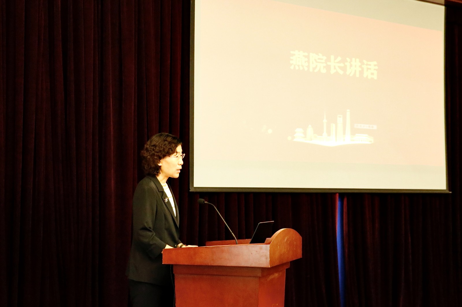 院长讲话.jpg 院长讲话.jpg